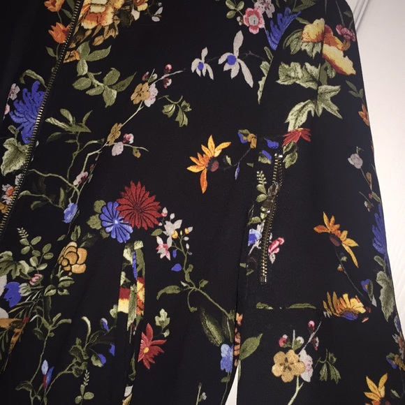 Floral bomber (over sized) - Picture 2 of 3